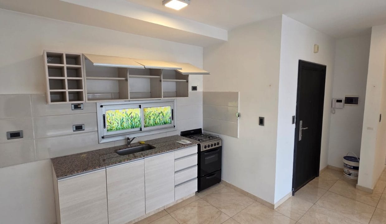 WhatsApp Image 2025-09-24 at 16.16.24 (2)