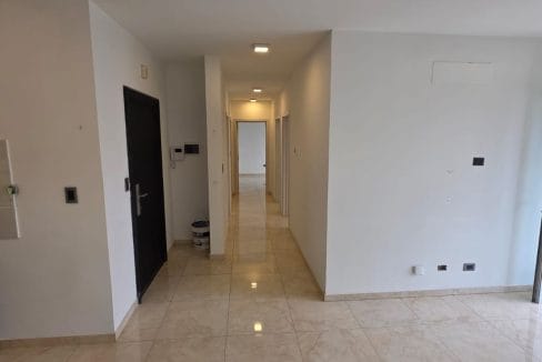 WhatsApp Image 2025-09-24 at 16.16.25