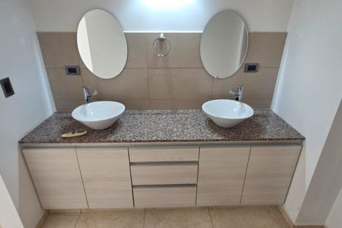 WhatsApp Image 2025-09-24 at 16.16.43 (2)