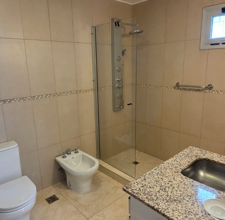 WhatsApp Image 2025-09-24 at 16.16.53 (2)