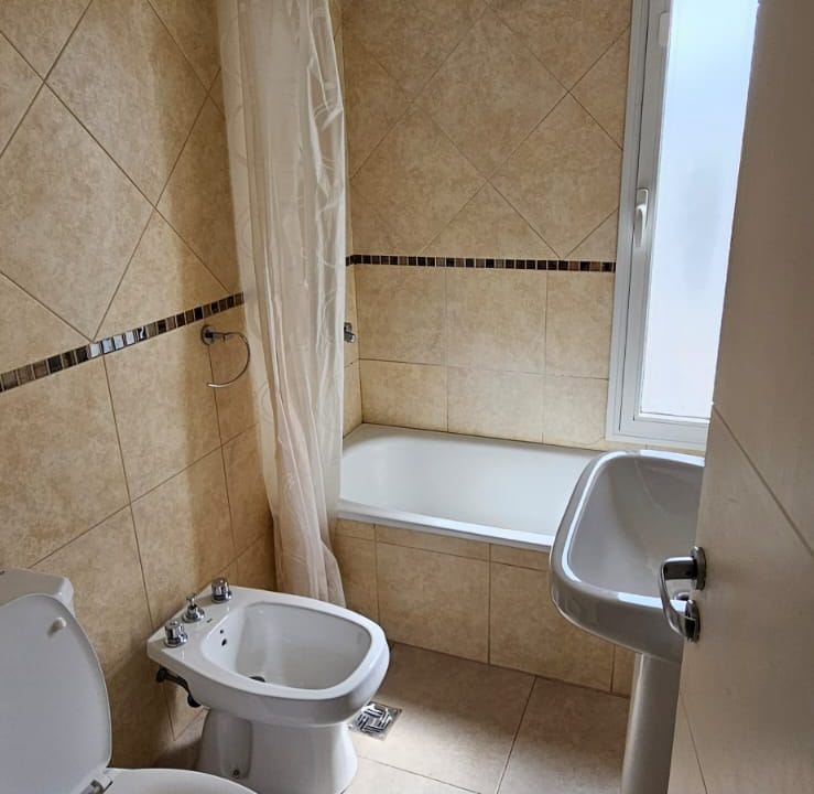 WhatsApp Image 2025-09-29 at 08.21.57