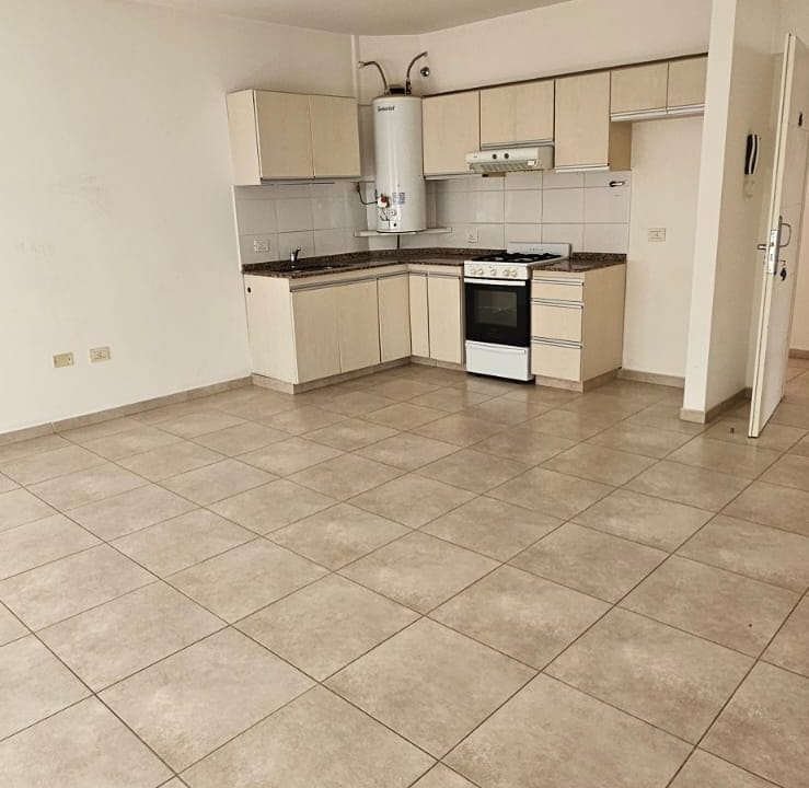 WhatsApp Image 2025-09-29 at 08.21.58