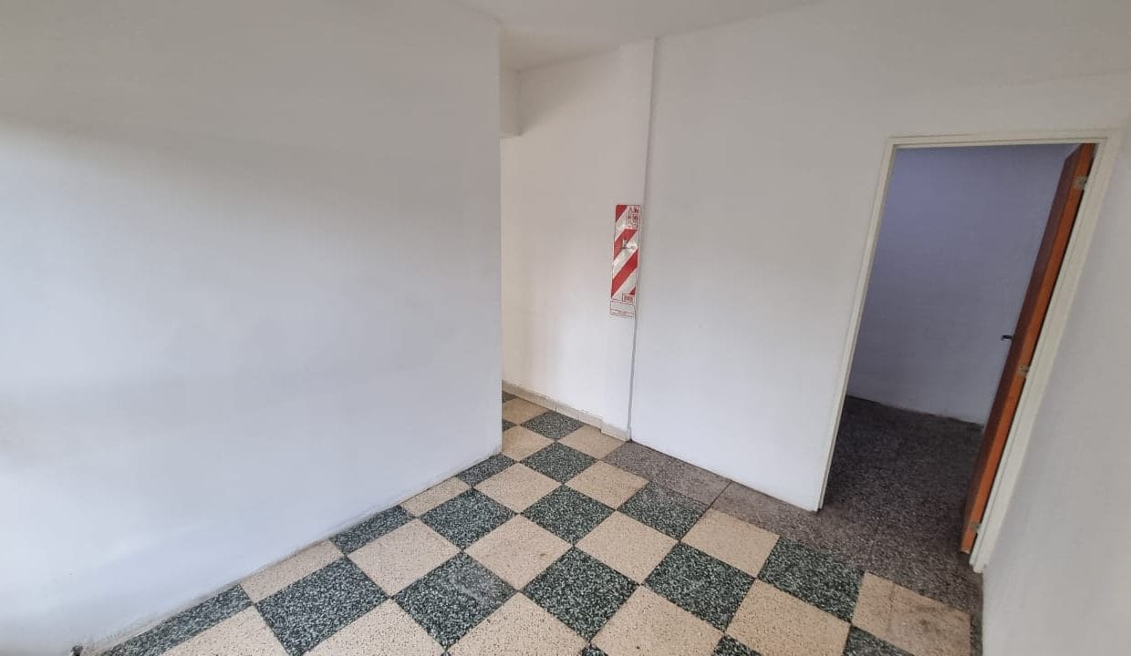 WhatsApp Image 2025-09-30 at 17.11.40 (13)