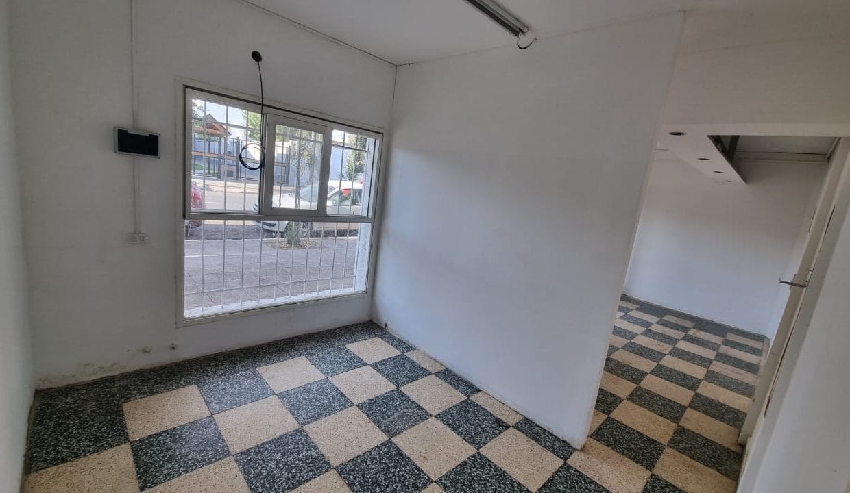 WhatsApp Image 2025-09-30 at 17.11.40 (15)