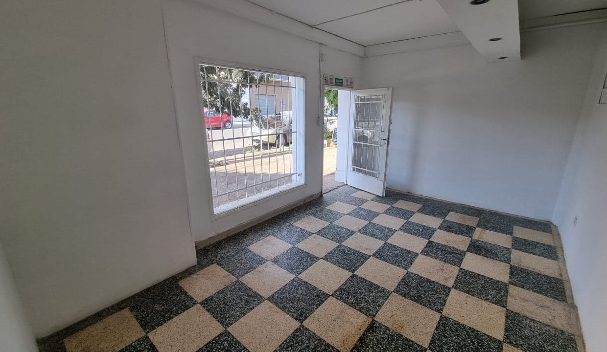 WhatsApp Image 2025-09-30 at 17.11.40 (8)