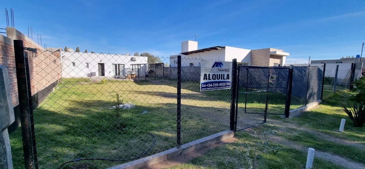 WhatsApp Image 2025-09-30 at 17.17.18