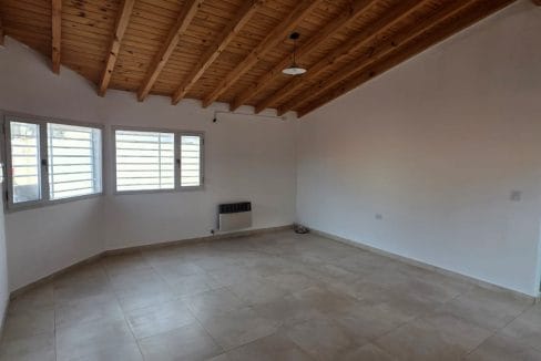 WhatsApp Image 2025-10-01 at 12.12.21