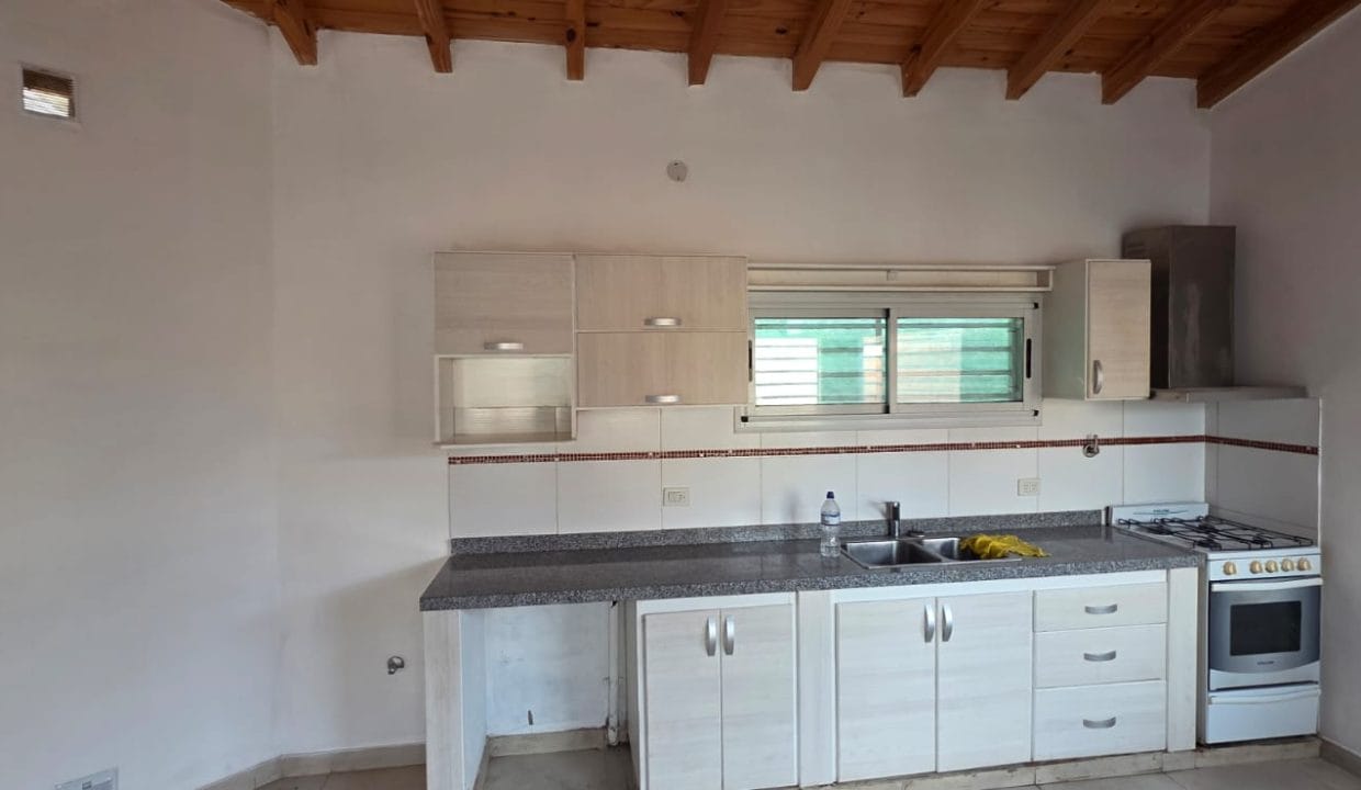 WhatsApp Image 2025-10-01 at 12.12.22 (2)