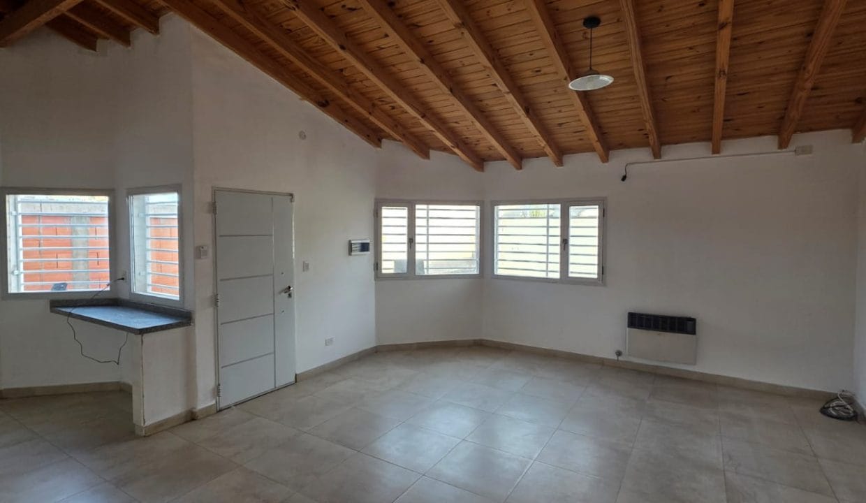 WhatsApp Image 2025-10-01 at 12.12.23 (1)