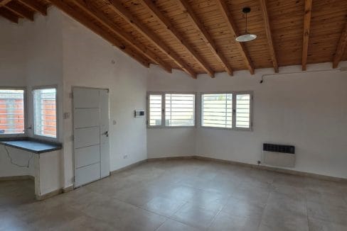 WhatsApp Image 2025-10-01 at 12.12.23 (1)